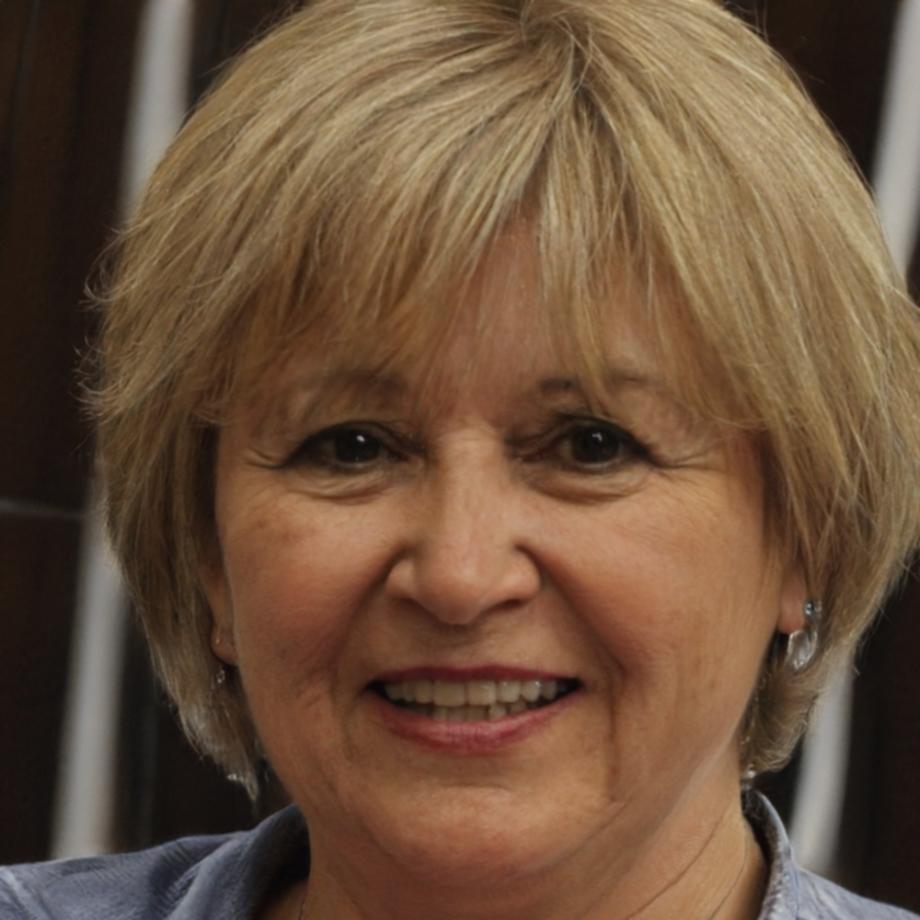 Katharina Engelmann, Finanzanalystin und Dozentin